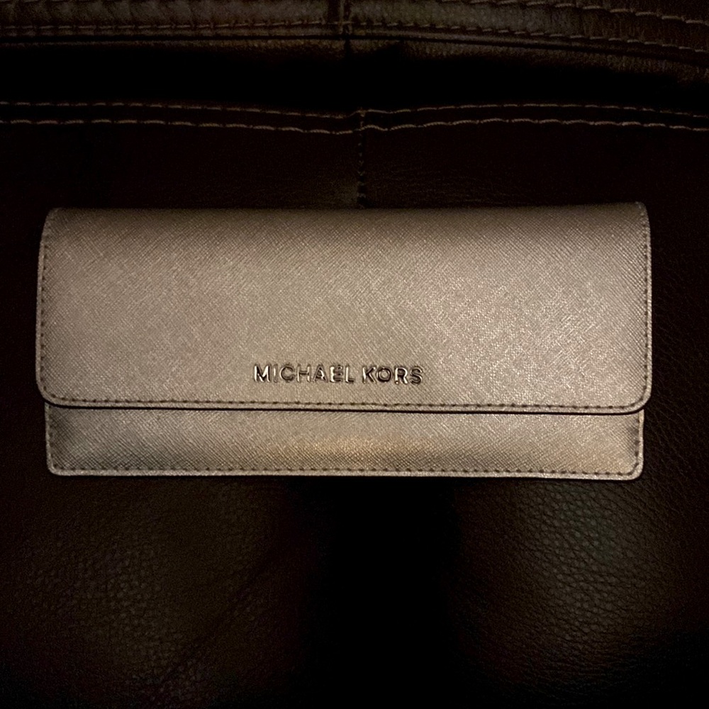 Saffiano leather slim wallet…like new condition